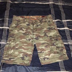 Men’s rock revival shorts 34 waist